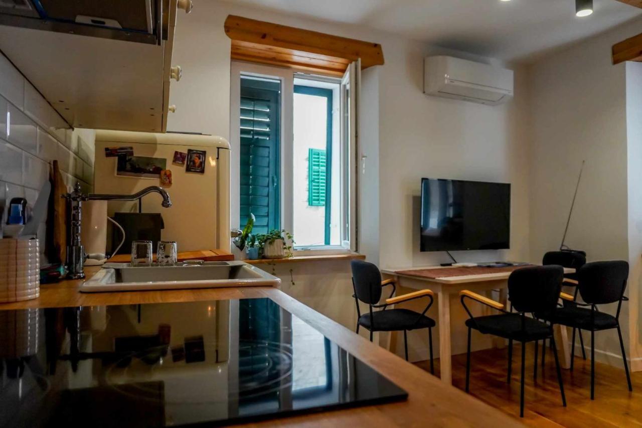 Appartement Tiramola à Šibenik Extérieur photo